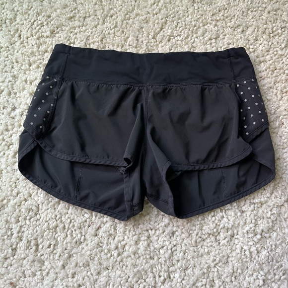 Lululemon Speed Shorts Black Reflective Dots - Picture 2 of 5